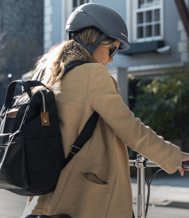 bike helmet with integrated lights