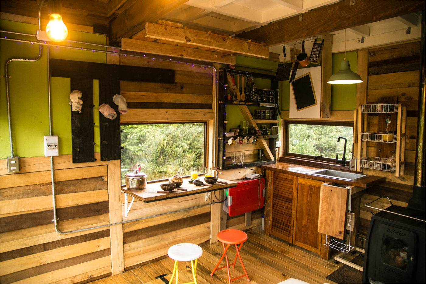 Zero Cabin makes 100% off the Grid and Passive House Kit – Flowers of Vice