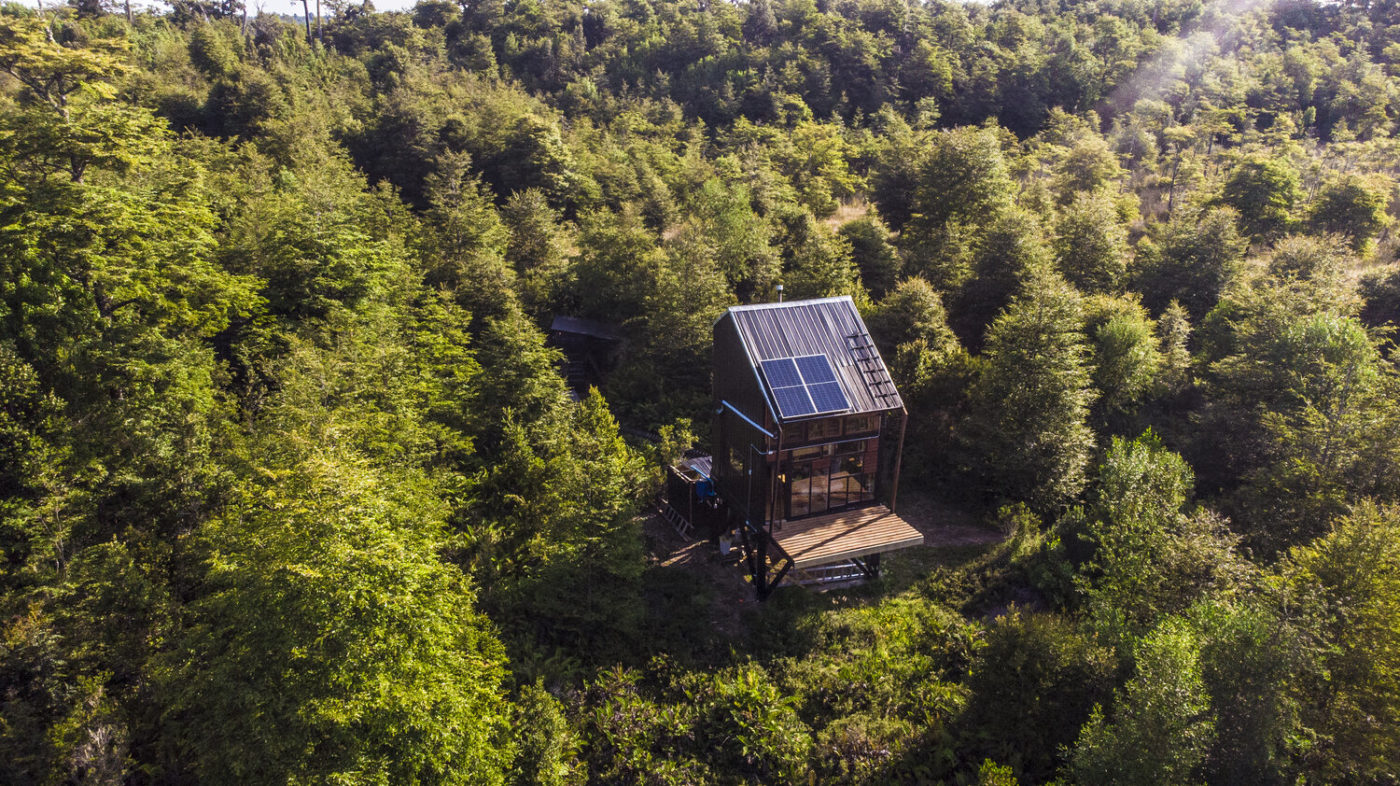 Curated visual reference: Picture Idea: Zero Cabin Makes 100 Off The Grid And Passive House