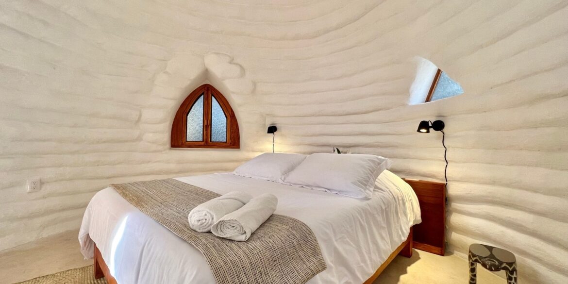 Bright energy-efficient interior with natural materials.