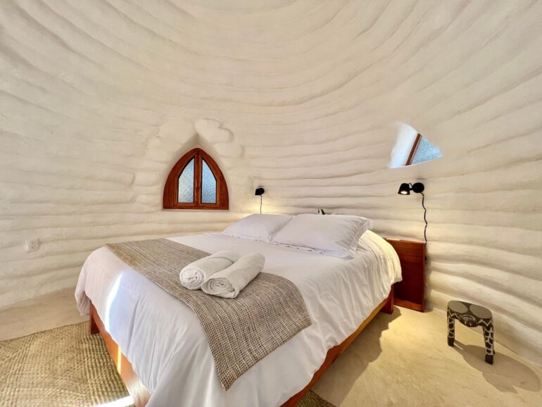 Bright energy-efficient interior with natural materials.